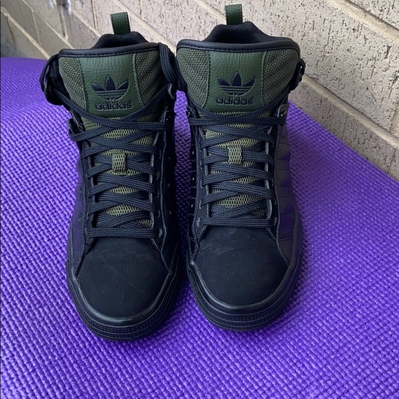adidas freemont mid black